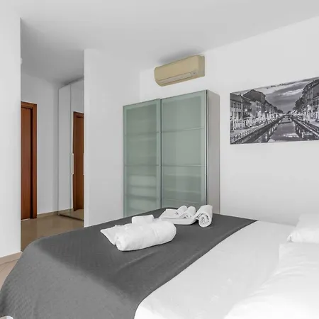 Santa Giulia - Futurismo 17 Apartment Milan