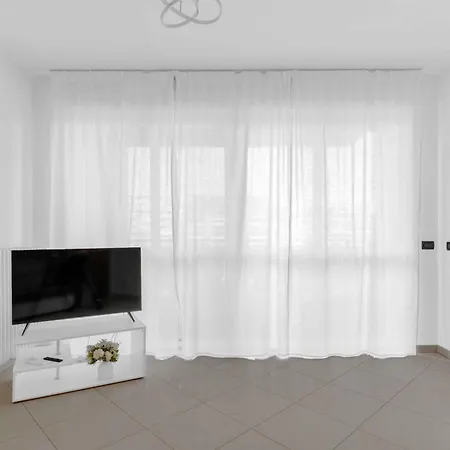 Santa Giulia - Futurismo 17 Apartment Milan